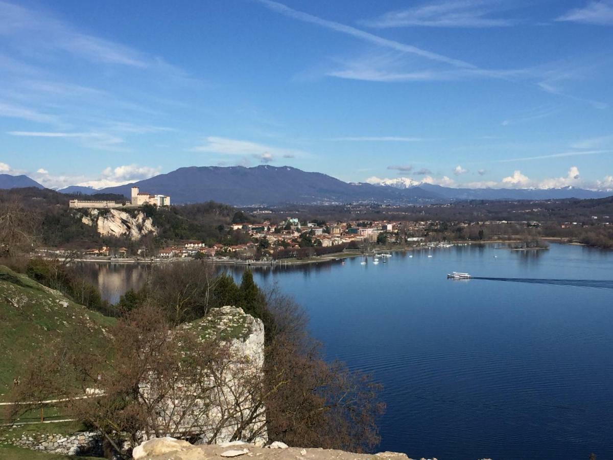 Casa Corte Alla Rocca Arona Dış mekan fotoğraf